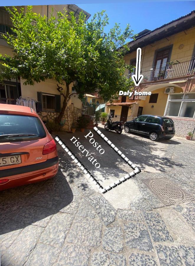 Daly Home Intero Appartamento Mugnano di Napoli Екстериор снимка