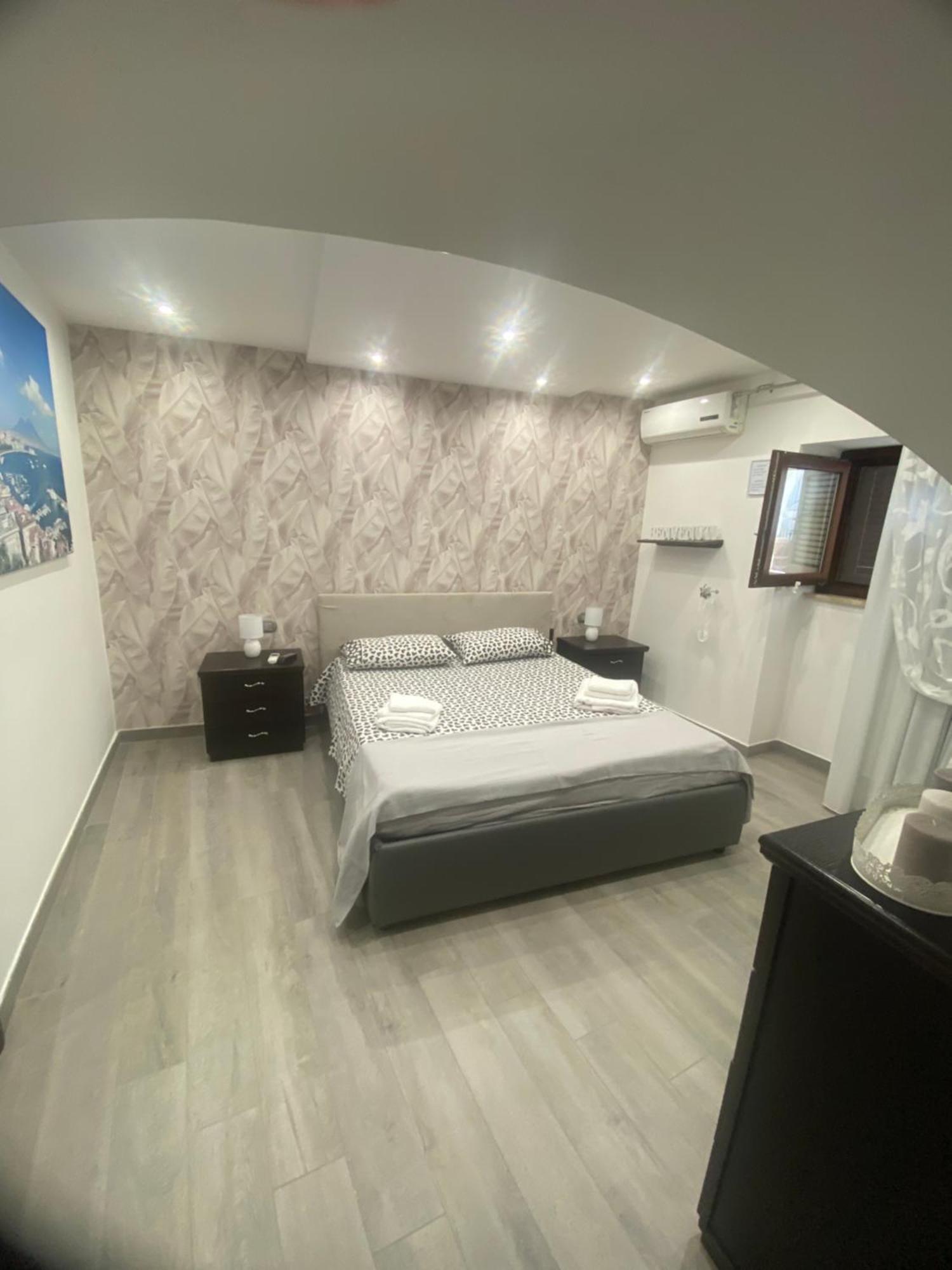 Daly Home Intero Appartamento Mugnano di Napoli Екстериор снимка
